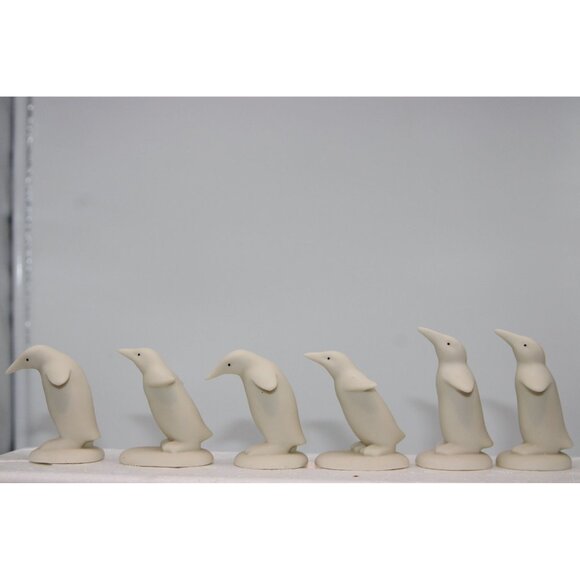 Dept 56 Snowbabies - Parade of Penguins, set of 6 - Picture 4 of 8
